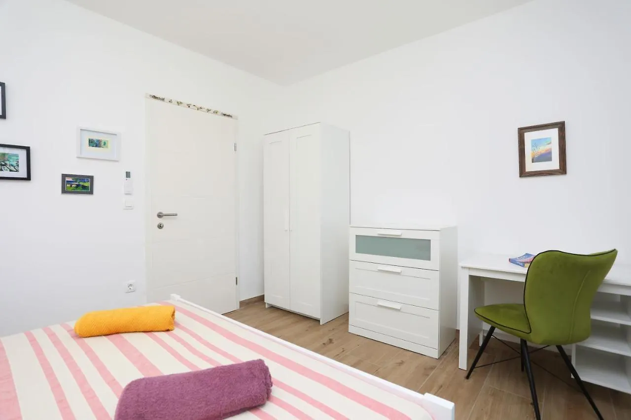 Family House - Art Villa Presika - Labin Old Town